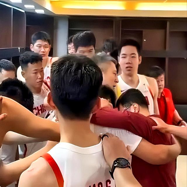 关于新疆广汇国际比赛日战术微调管理层表态——信心回归，今夜上海海港调整名单以备亚冠都惊呆了的信息